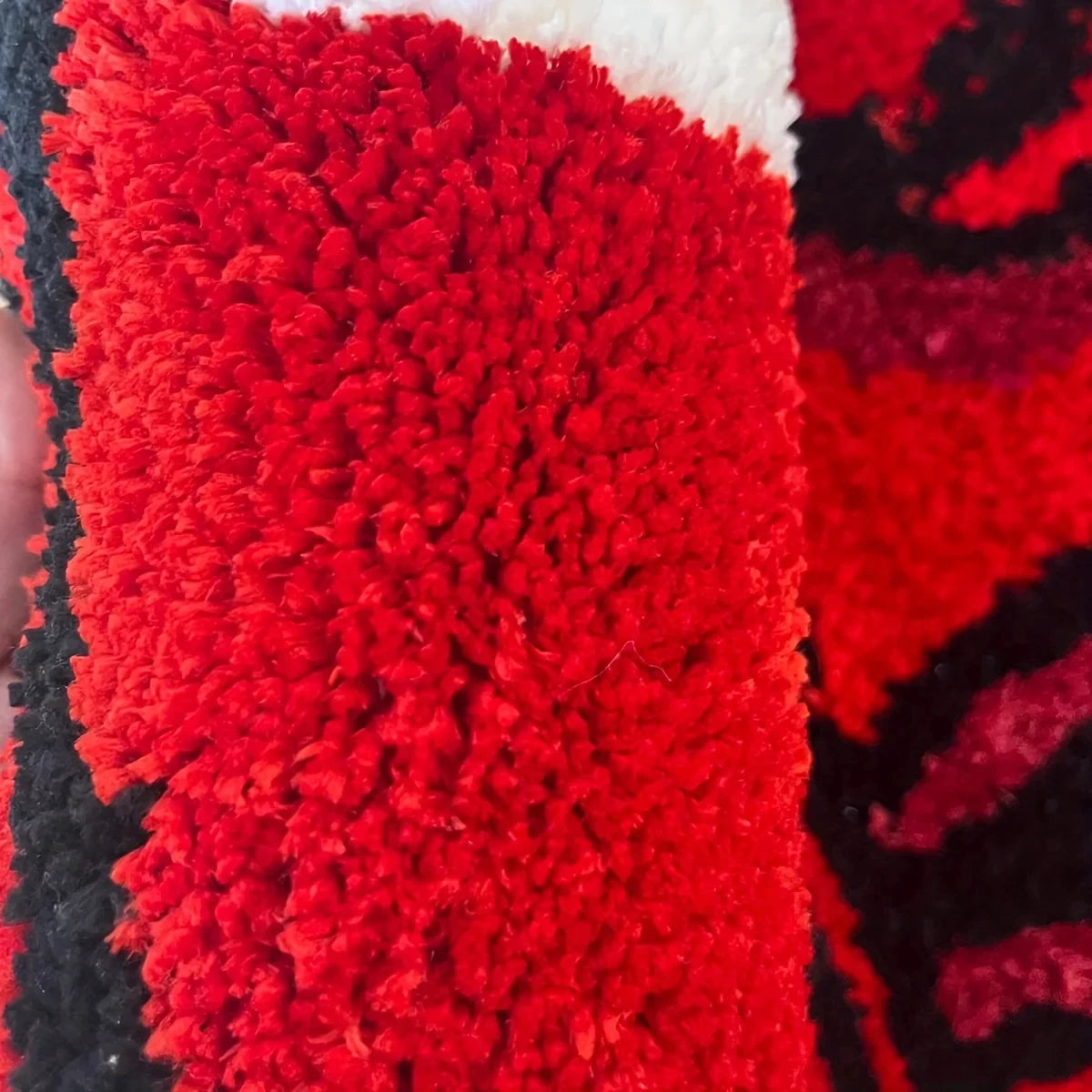Boxing Gloves Fluffy Tufted Accent Rug