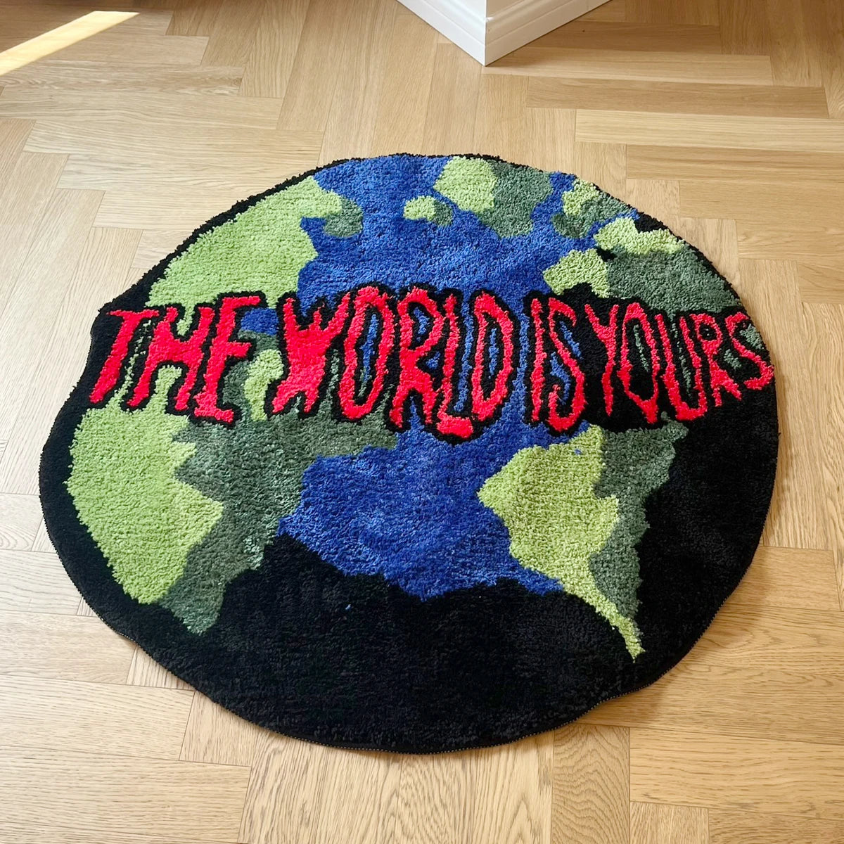 Planet Earth Round Plush Bedroom Rug